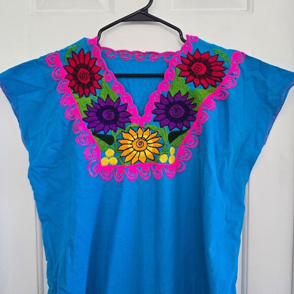 Maya Mexican Dress Embroidered Flowers Chiapas Puebla Bright Aqua Blue Large - Picture 2 of 8